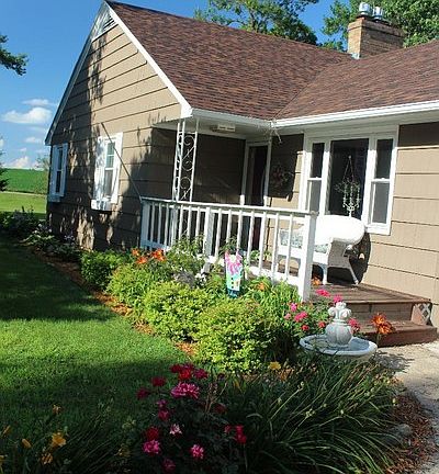 2nd image of 3681 170th St