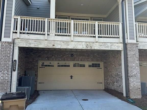2nd image of 4225 Essex Pond Way