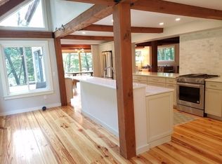 430 River Rd, South Hadley, MA 01075