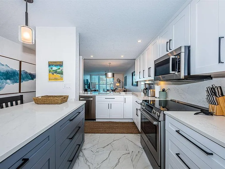 6083 Bahia Del Mar Cir #159 — Photo 5