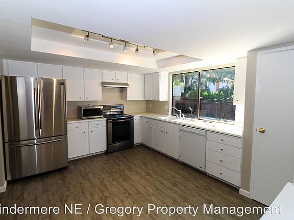 4th image of 12819 NE 110th Ct