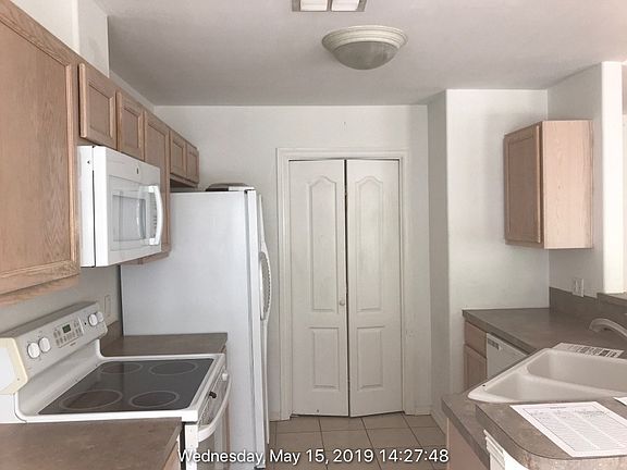 3rd image of 16 Pinehurst Dr