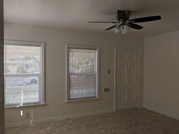 2nd image of 11848 209th St
