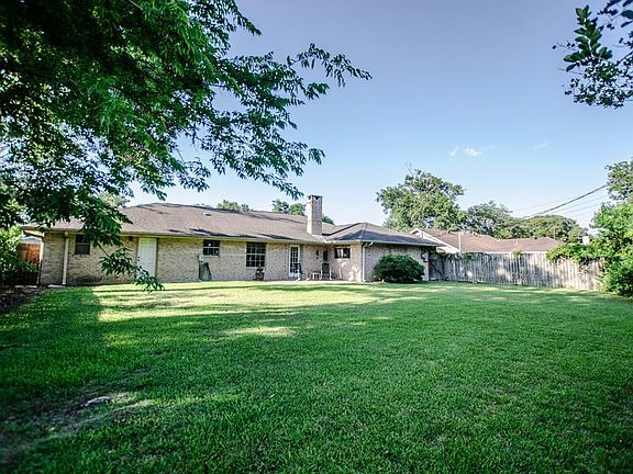 2nd image of 6465 Westgate Dr