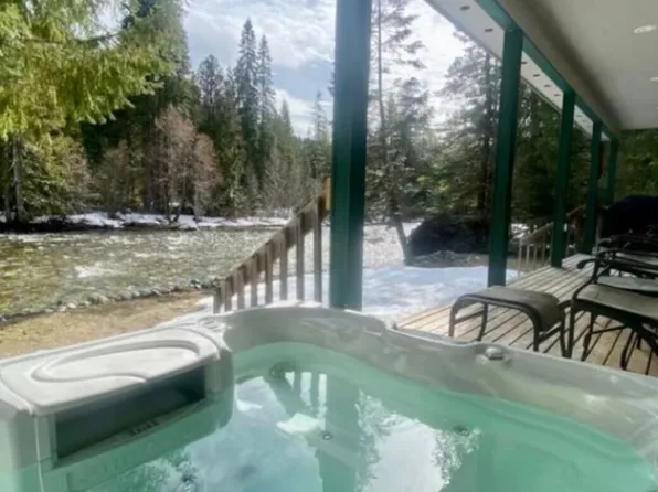 2316 Pine Tree Road, Leavenworth, WA 98826