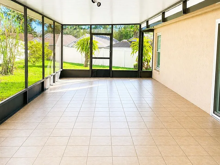 1009 Bartlett Ct — Photo 18