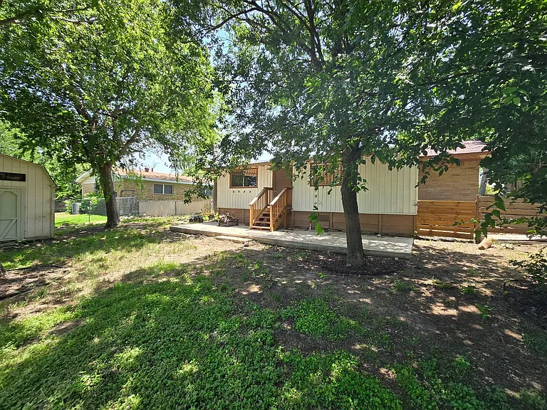 518 Kate St — Photo 21