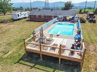 106 Cedar Ridge Rd, Waynesboro, VA 22980