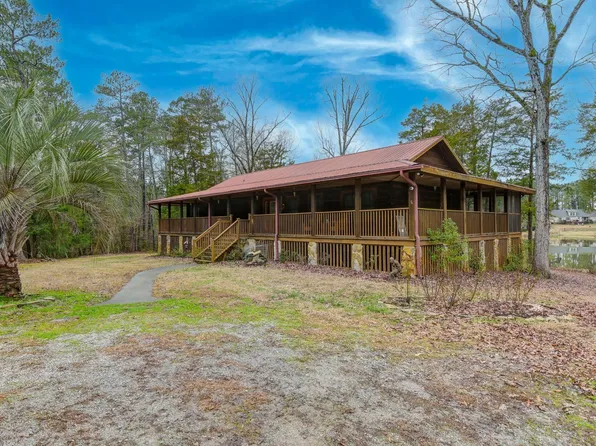 216 Sikkema Ln, Leesville, SC 29070