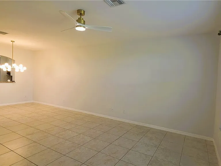 3345 Dandolo Cir — Photo 11
