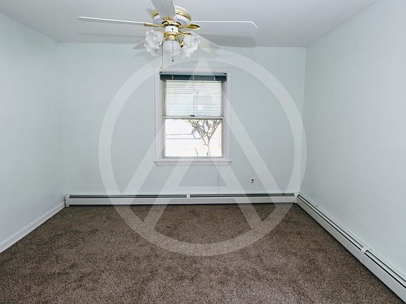 5th image of 12504 Carrington Ave
