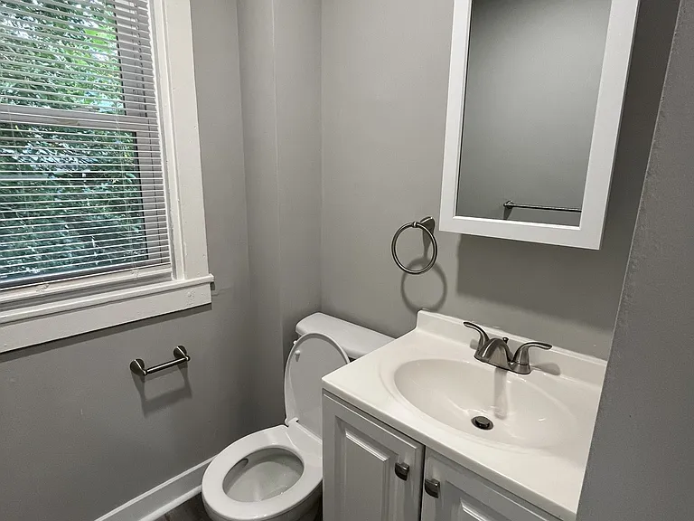 1211 Johnson St — Photo 10