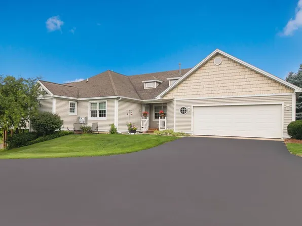 2870 E Crown Dr #9, Traverse City, MI 49685