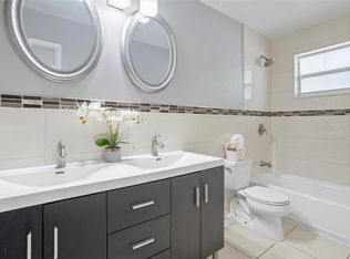 3200 SW 69th Ave, Miami, FL 33155