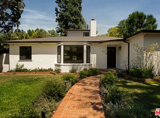 4100 Woodcliff Rd, Sherman Oaks, CA 91403