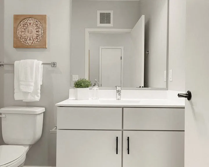 Tencel - 2 Bed / 2 Bath - 1,053 Sq.Ft.