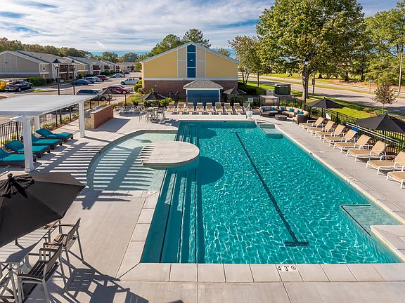 3rd image of 1140 Ivystone Sq #1120-203