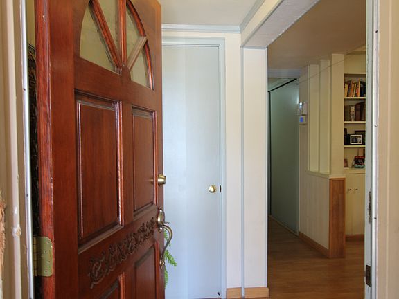 2nd image of 2981 Marysville Blvd