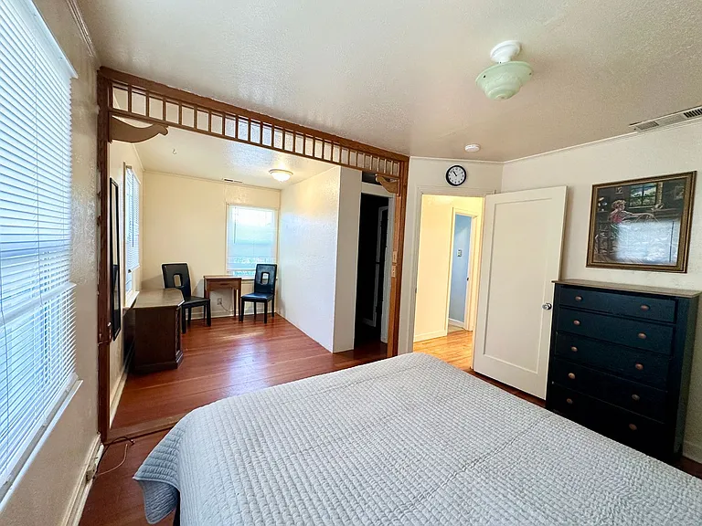 1465 R St — Photo 11