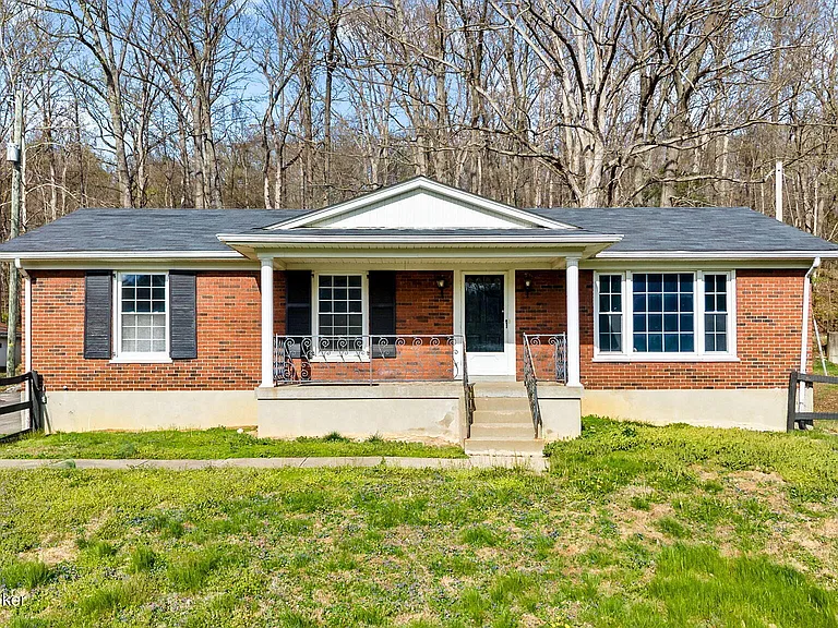 8199 Arnoldtown Rd — Photo 2