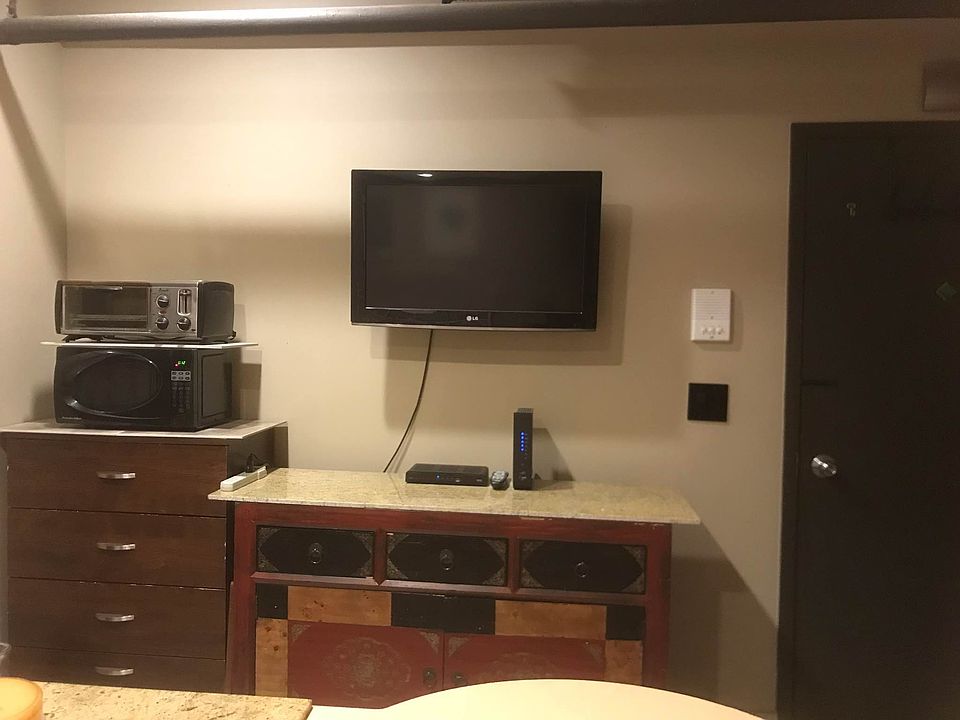 1st image of 3044 29th St APT 2