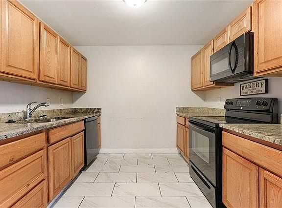 5th image of 1228 Southlawn Blvd