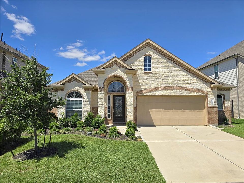 1st image of 24118 Corinaldo Court