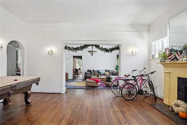7018 S Claiborne Ave — Photo 5