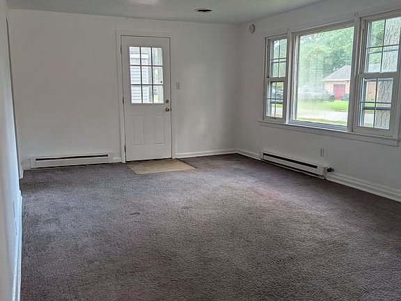 3rd image of 2106 Arizona Ave