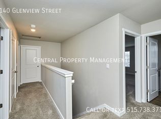 4140 Glenview St, Waukee, IA 50263