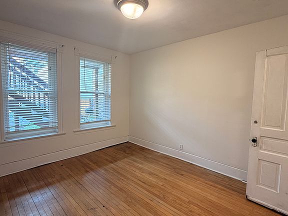 2nd image of 2640 W Thomas St #1