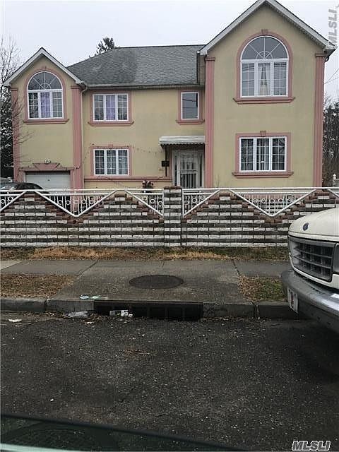 1st image of 243 Arcadia Ave