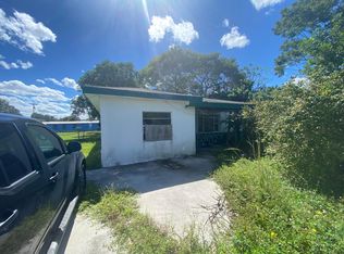 2205 Avenue M, Fort Pierce, FL 34950
