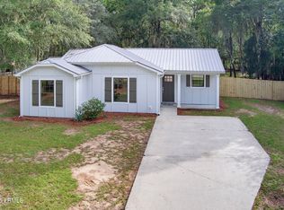 206 Middle Road, Beaufort, SC 29907