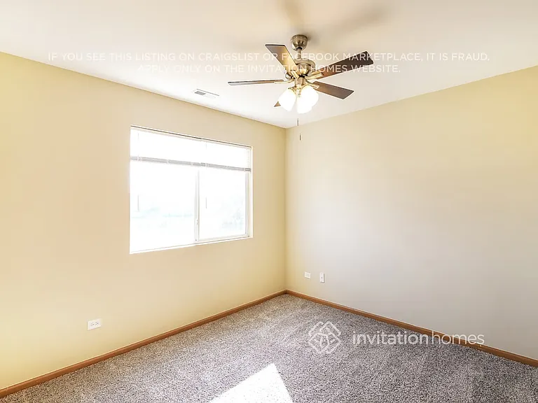 1106 Trailsend Ln — Photo 11
