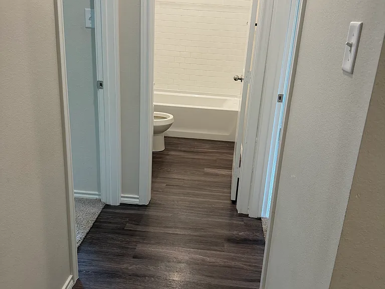 4001 Gregg Tex Rd — Photo 4