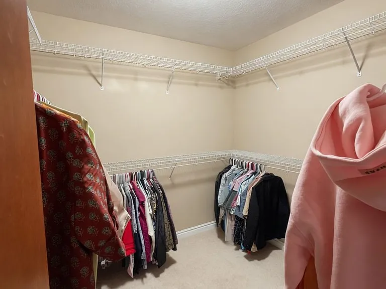 1443 Bethesda Cir — Photo 41