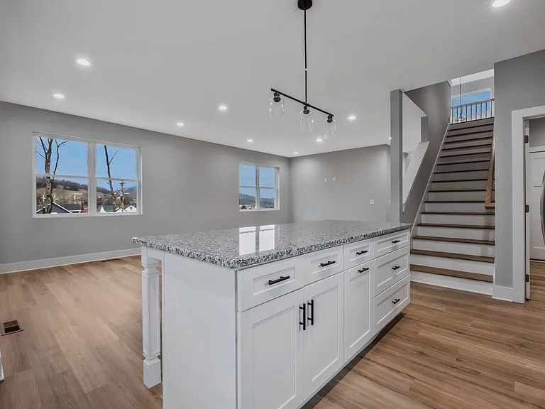 125 Scenic Ln — Photo 10