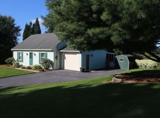 1171 W Lexington Rd, Manheim, PA 17545