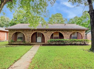 839 Redway Ln, Houston, TX 77062