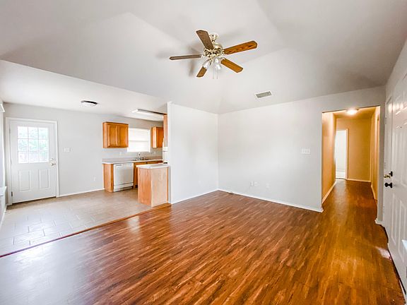 front door on right, back door on left