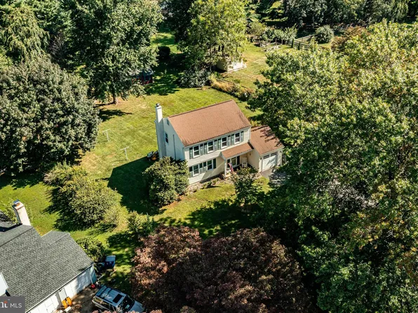 55 Walden Way, Coatesville, PA 19320