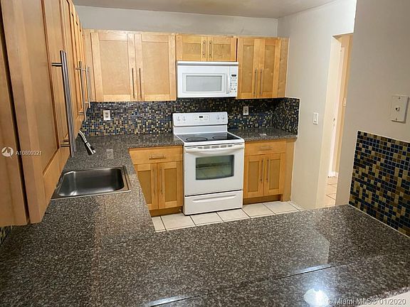 4th image of 6980 NW 186th St APT 3-128A