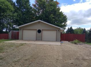 9347 Ideal Ave N, Mahtomedi, MN 55115