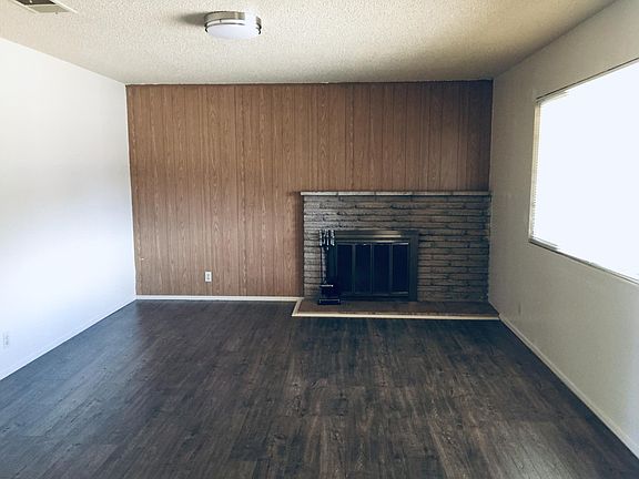 4th image of 2321 Del Monte Dr