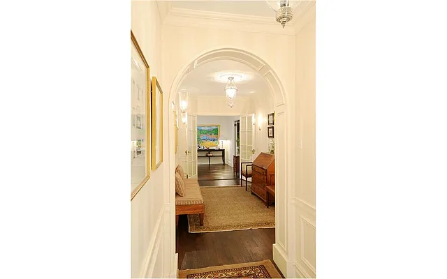 Sold by Douglas Elliman | media 18