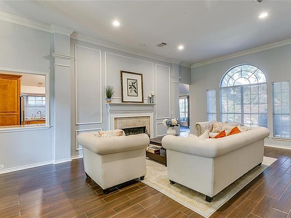 5th image of 2200 Green Hill Dr
