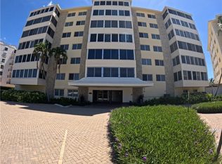 3420 Gulf Shore Blvd N APT 43, Naples, FL 34103