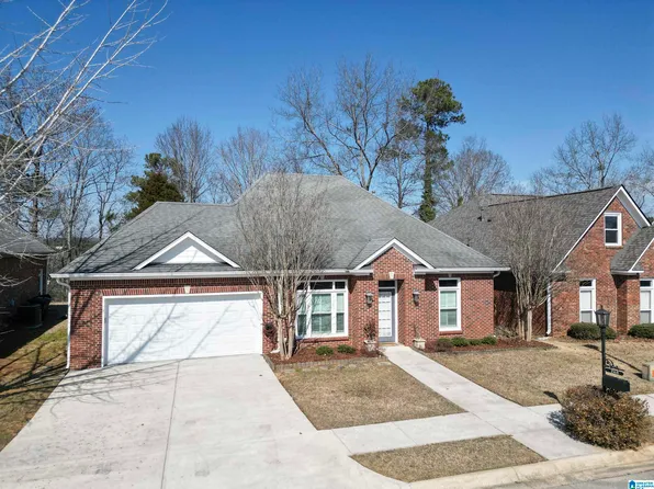 1568 Bent River Cir, Birmingham, AL 35216