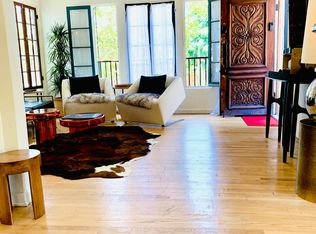 3936 Fernwood Ave, Los Angeles, CA 90027